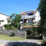 Crikvenica, Vinodol 7