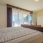 Crikvenica, Vinodol 7 *