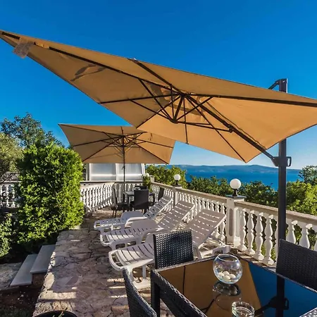 Apartman Crikvenica, Vinodol 7 *